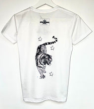 Load image into Gallery viewer, Gym Royale® - Tiger Back Star Tee - White/Black
